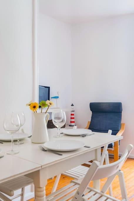 Duque 2br Flat At Historical Chiado Apartamento *