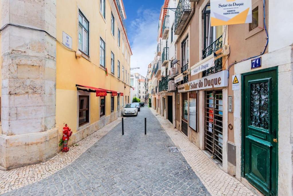 Duque 2br Flat At Historical Chiado Apartamento Lisboa